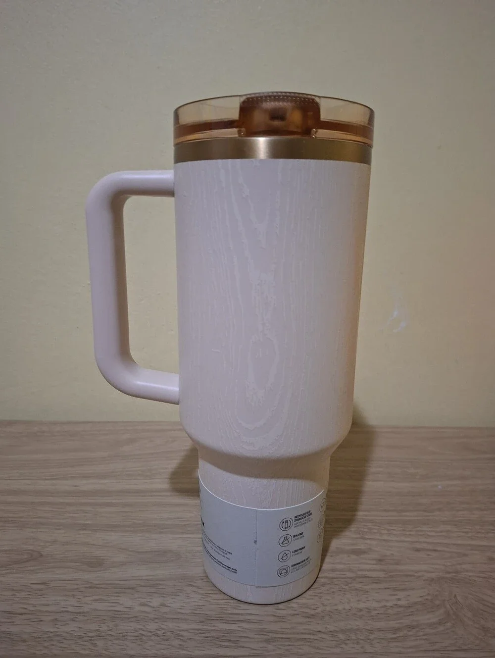 Stanley BIRCH WOODGRAIN 40oz ProTour Flip Straw Quencher Tumbler New - Picture 3 of 3